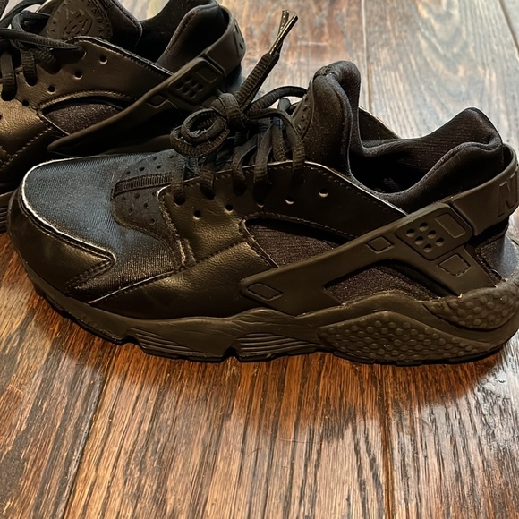 Nike Air Huarache SIZE 7.5 - Picture 2 of 7